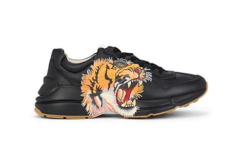 Gucci tiger print sneakers